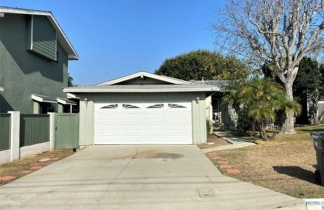 1847 5th Street - 1847 5th Street, Manhattan Beach, CA 90266