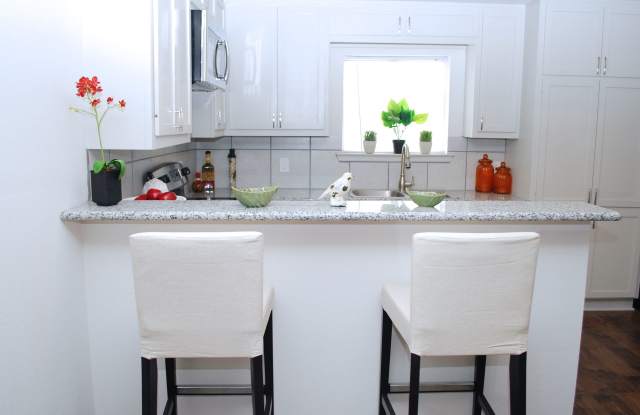 Photo of BlueBird Apartments