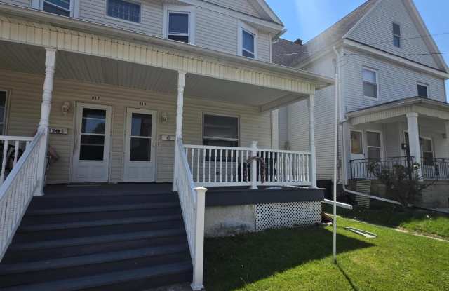 819 S 9th Avenue