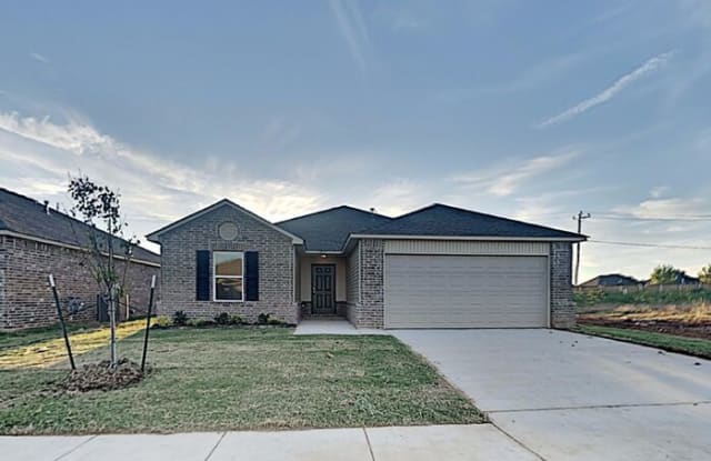 1817 Hayes Lane - 1817 Hayes Ln, Oklahoma City, OK 73099