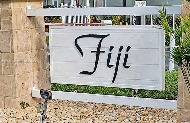 2933 Southeast 2nd Drive