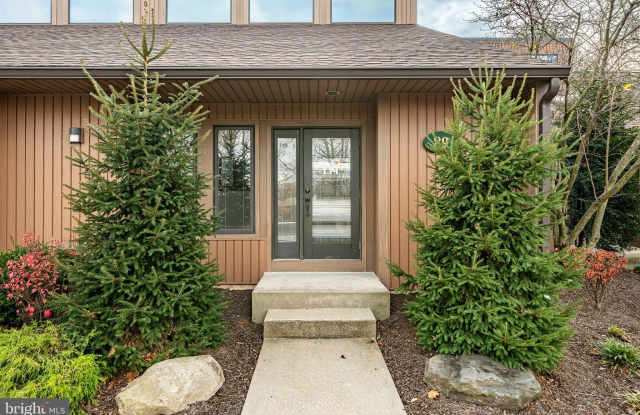 1288 VALLEY FORGE Road unit: 90