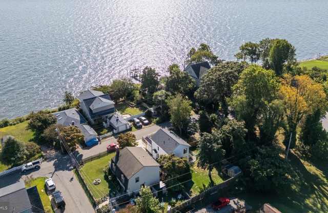 84 CHESAPEAKE Avenue