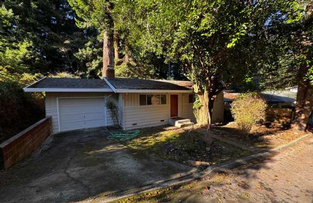 Photo of 3 Bedroom 2 Bath Home Located in Arcata!