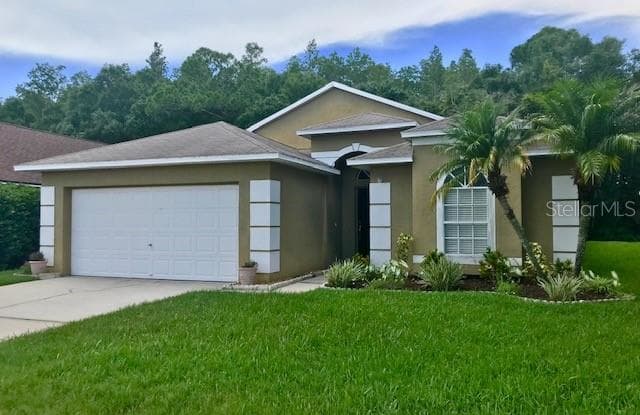 620 LAKE CYPRESS CIRCLE - 620 Lake Cypress Circle, Oldsmar, FL 34677