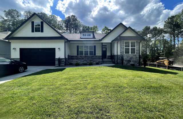 370 Mingo Way - 370 Mingo Way, Tellico Village, TN 37774