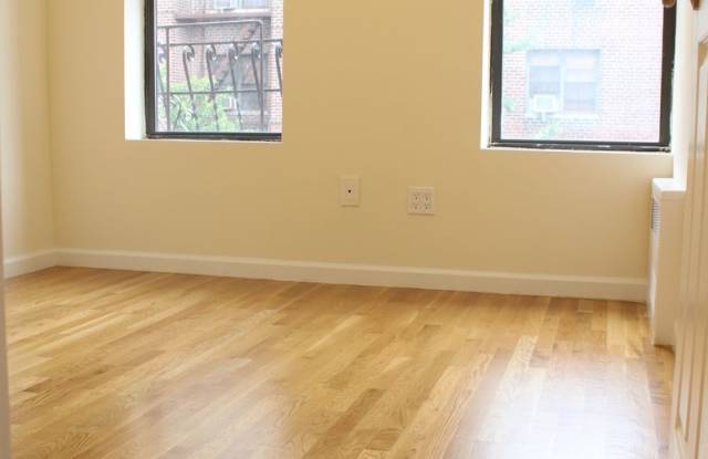 351 W 48th St