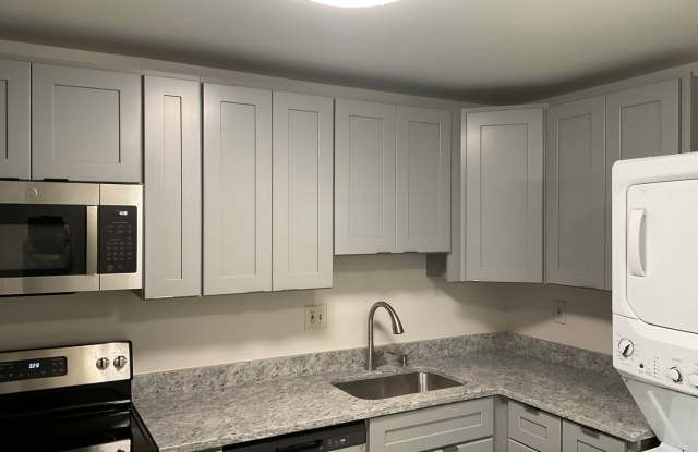 Photo of Lovely remodeled 1 bedroom Condo