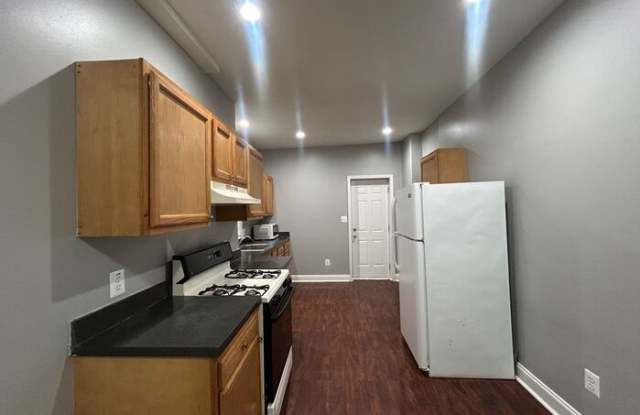 2800 Winchester Street