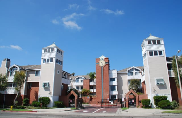 Casa Marina Townhouse 2 Bedrooms, 2.5 Bathrooms