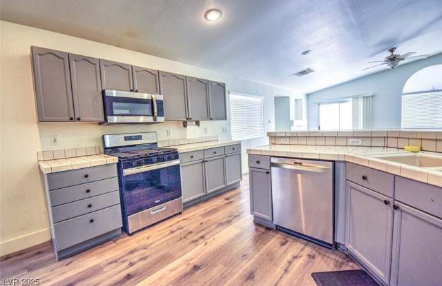 2464 Citrus Garden Circle