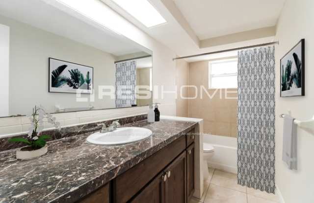 9200 Greenbriar Lane