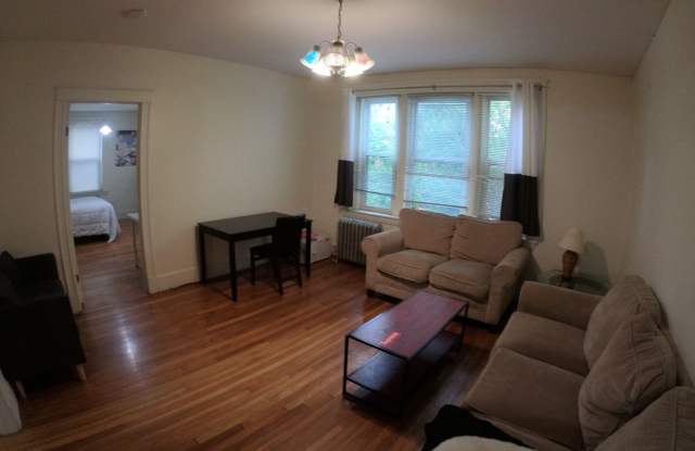 Photo of CHECK OUT THIS NICE 3 BED IN BROOKLINE!!!