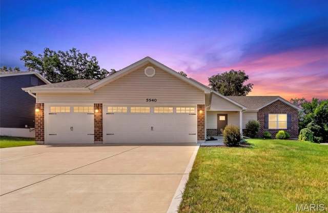 5540 Autumn Trace Parkway