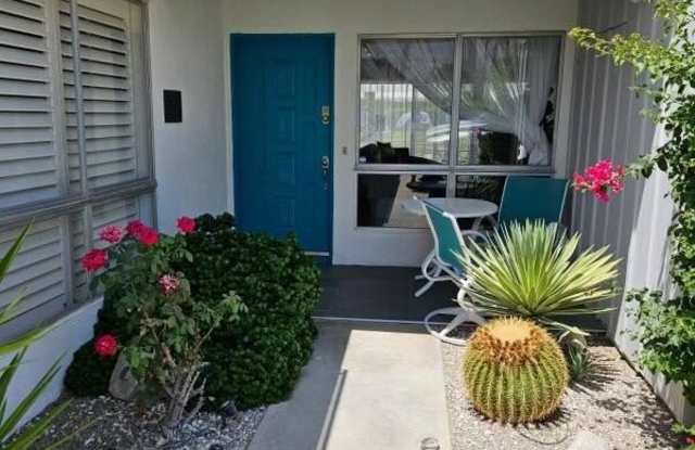 70400 Los Pueblos Way