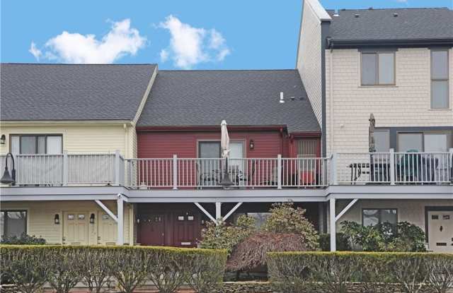 303 Swan's Wharf - 303 Swans Wharf Row, Newport, RI 02840