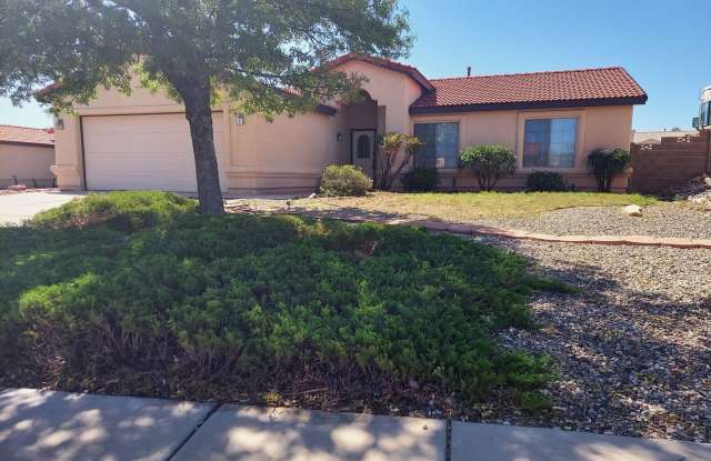 Photo of BEAUTIFUL HOME IN CANYON DE FLORES