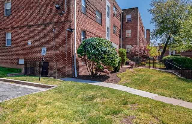 Hillcrest Terrace Apartments