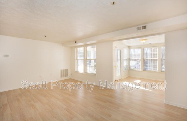 903 Woodbridge Court