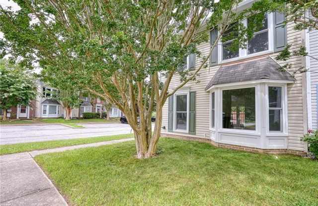 Yorkshire Downs Townhome - 510 Arabian Circle, York County, VA 23693