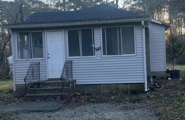 Photo of 240 Perrineville Road