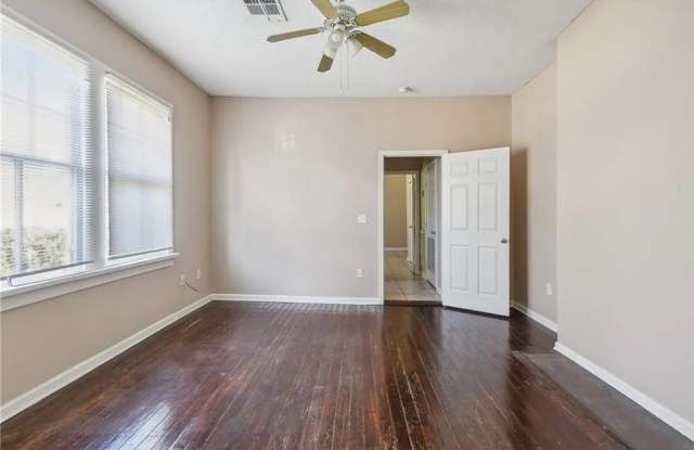 3111 General Taylor Street