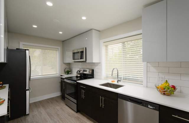 North Lane Apartments