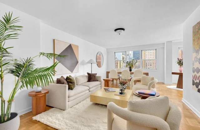 Photo of 155 East 34th Street