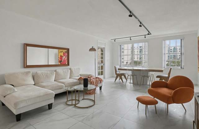 Photo of 3475 S Ocean, 212 Boulevard