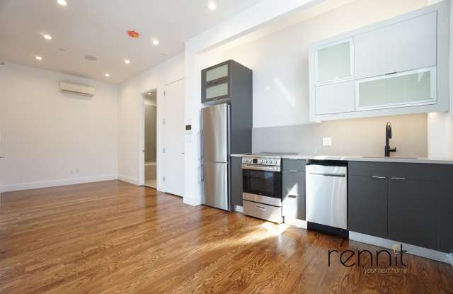 141 Metropolitan Ave