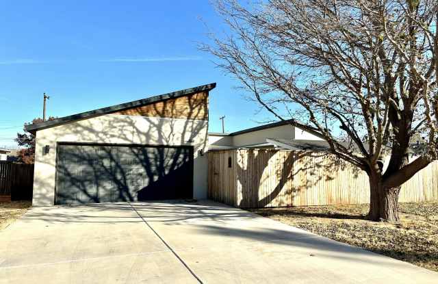 Photo of 4816 7th Street