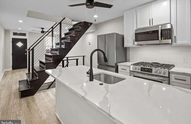 Photo of 109 BLOOMSBERRY Street