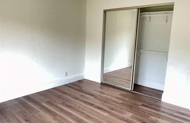 10874 Royal Palm Blvd