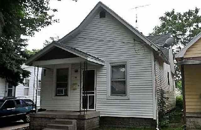 Clean 2 Bedroom Ready for Tenant