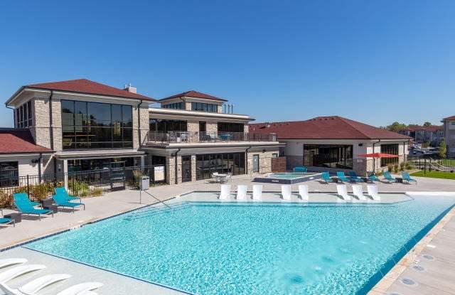 20301 E. 45th Street Unit E11