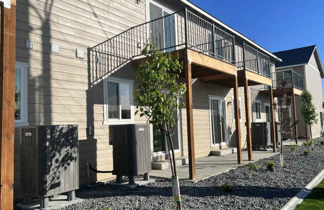 Photo of 2821 West Marina Drive - 5