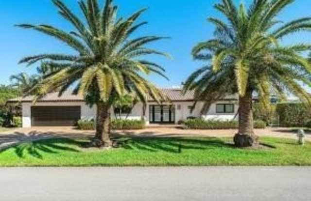 2700 Spanish River Road