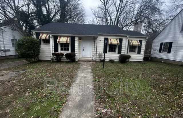 207 E Forest Ave