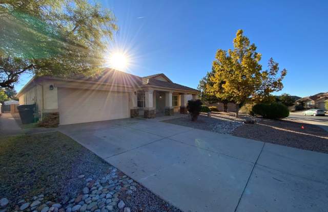 4 Bedroom Single Story Home Available in Cabezon Rio Rancho!