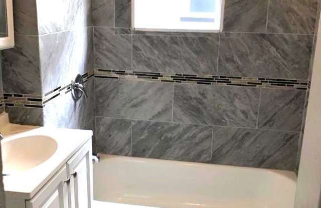 417-419 Leslie Street