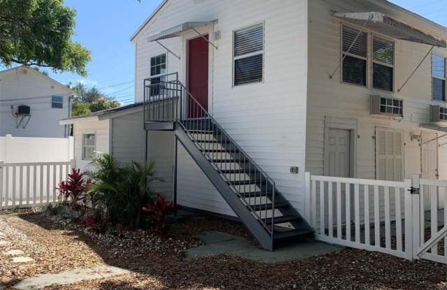 1670 29TH AVENUE N