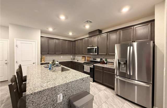 491 Fairview Hills Street