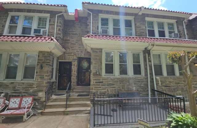 5736 WOODCREST Avenue