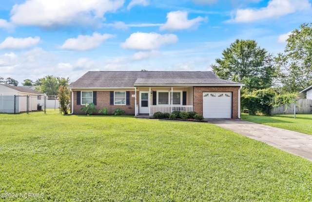 211 Dennis Road - 211 Dennis Road, Jacksonville, NC 28546