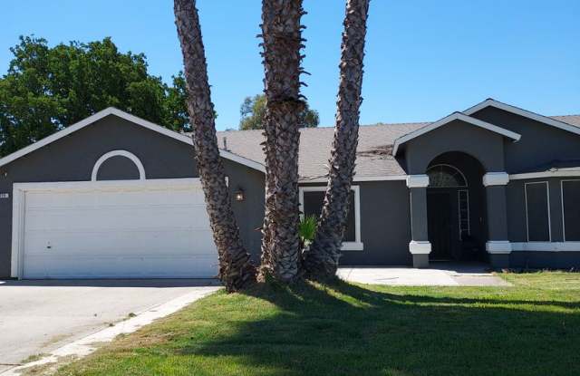 Photo of Four bedroom w/ Studio