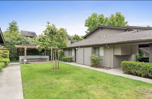 8362 Via Sonoma Unit C