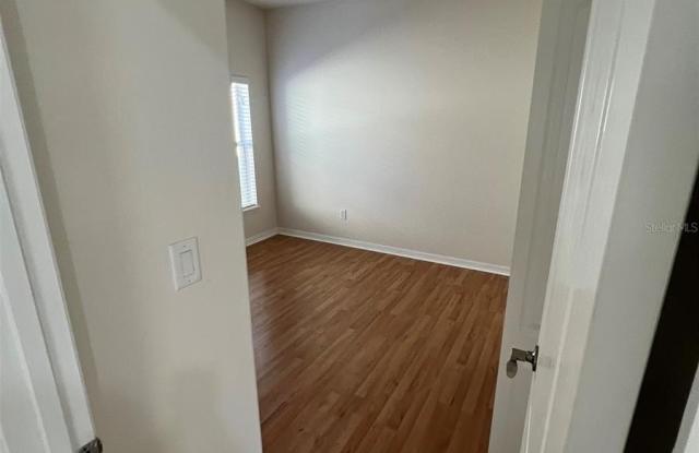 2815 CYPRESS BOWL ROAD