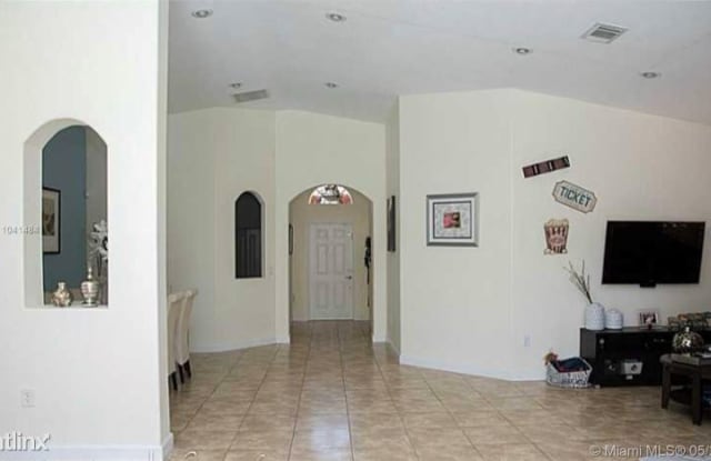 15350 SW 16th Ter - 15350 SW 16th Ter, Miami-Dade County, FL 33185