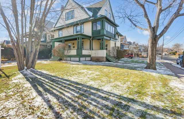 Photo of 117 Whitney Street unit: 3Rd Fl