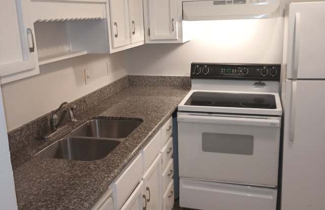 Photo of 8032 Stark Ave